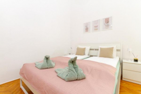 Airport Shuttle 3BDR Multibedroom Suite by NW